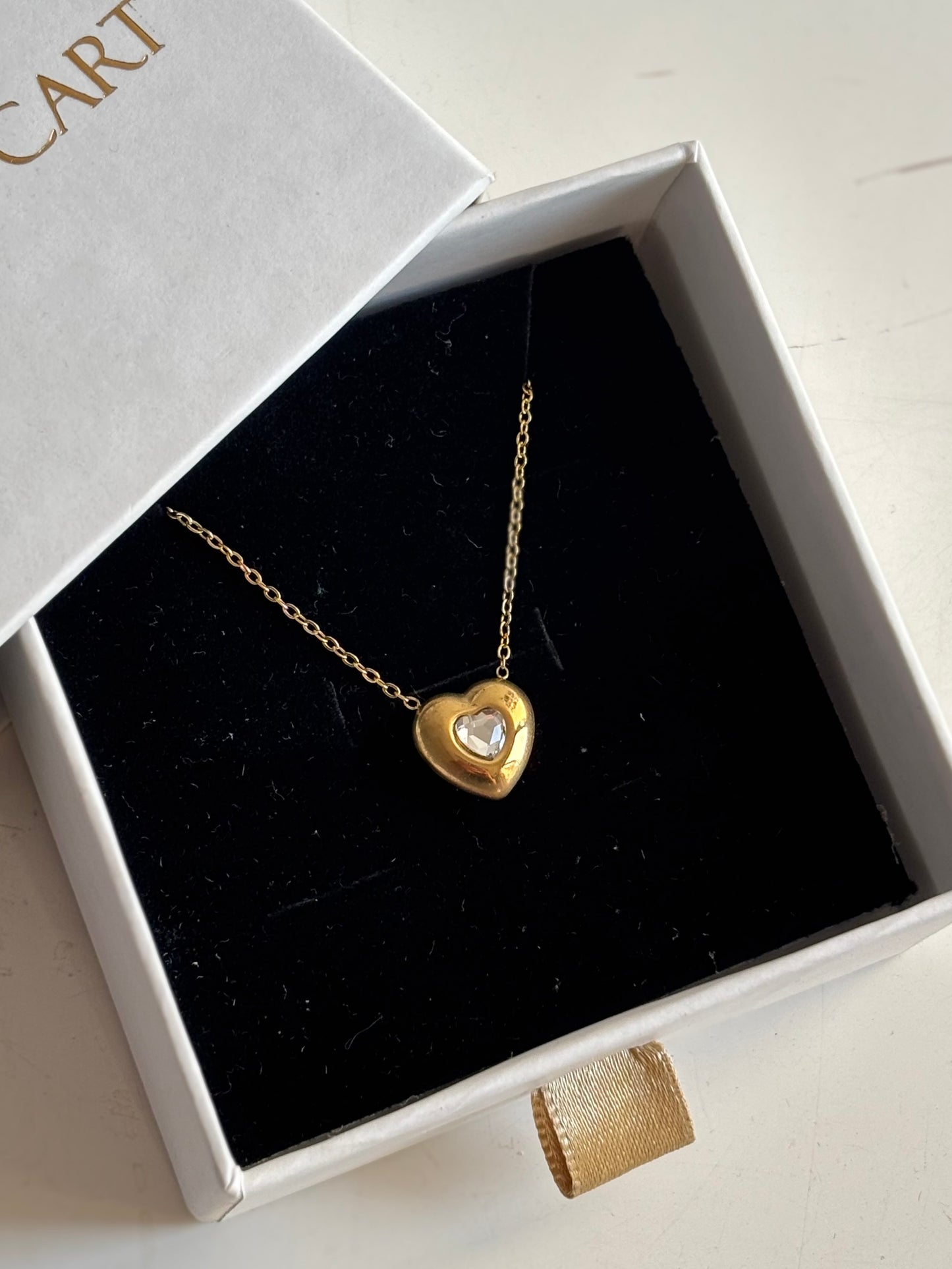 Amora necklace