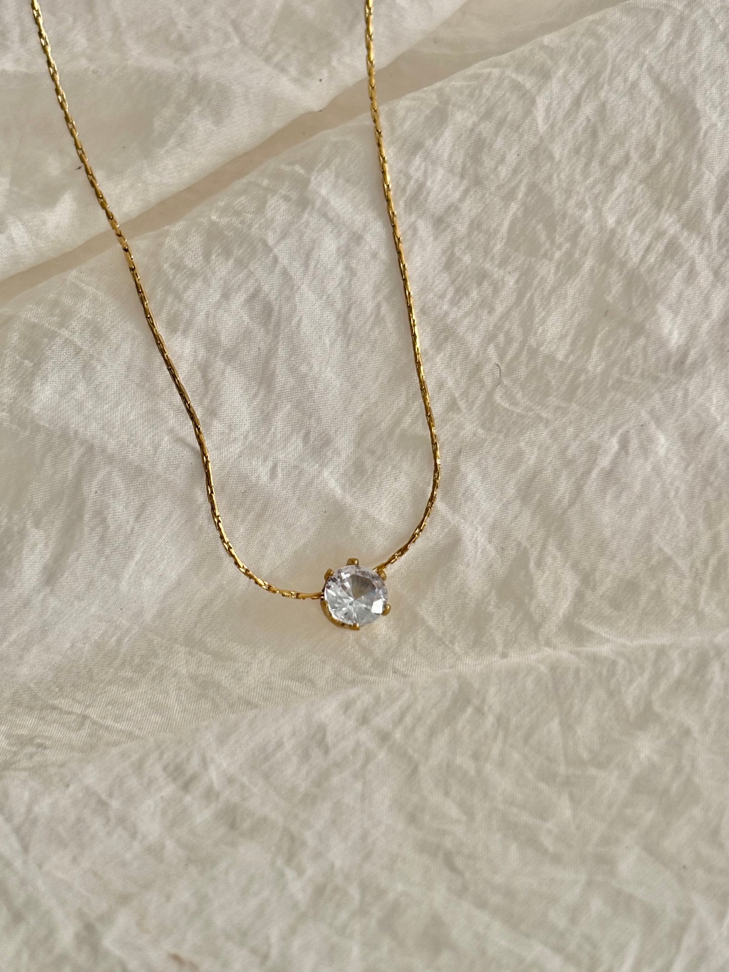 Serene necklace