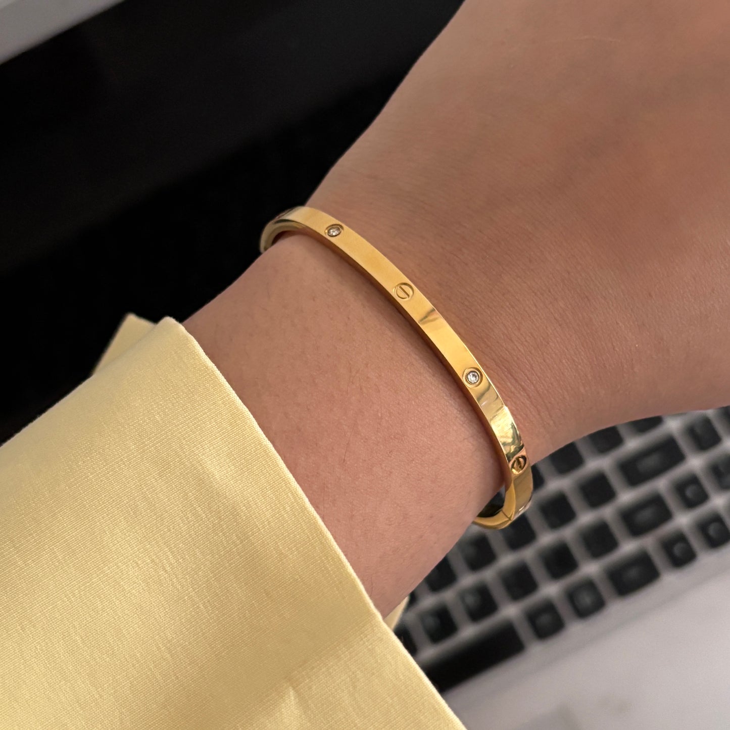 Thin Nora band (stone studded) - 18k gold plated