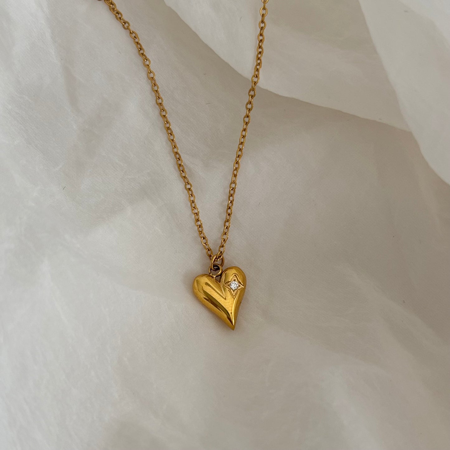 Clara necklace