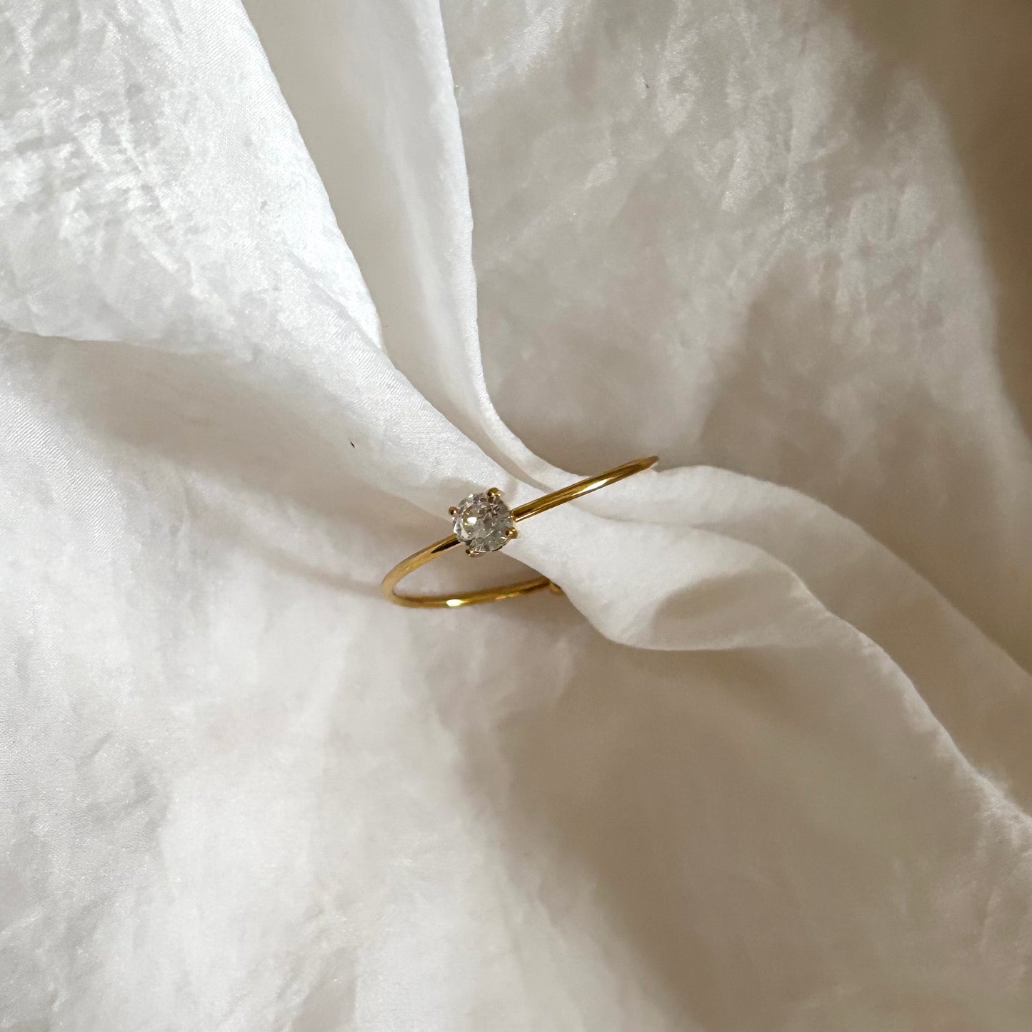 Daphne ring