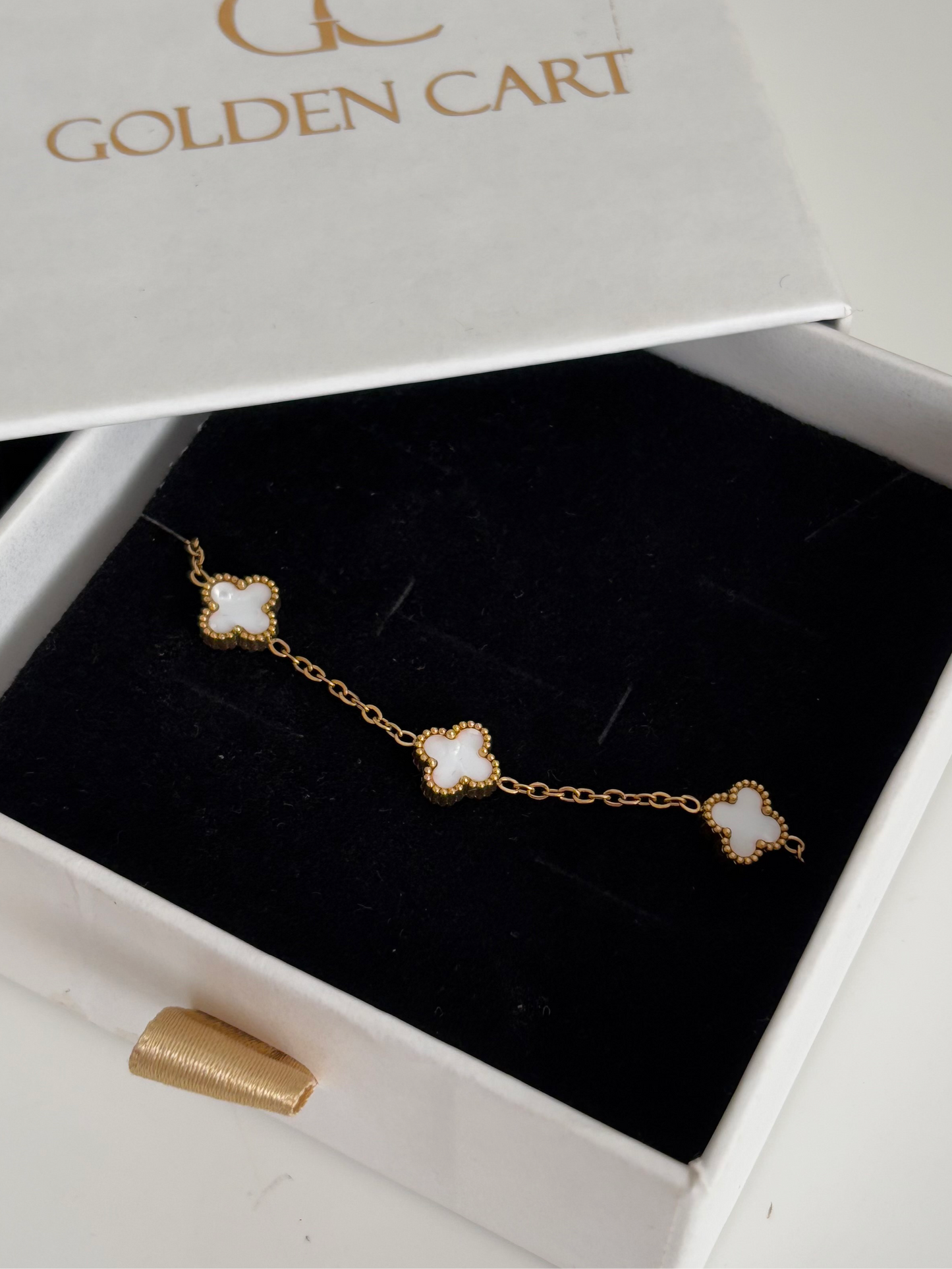 Clover bracelet