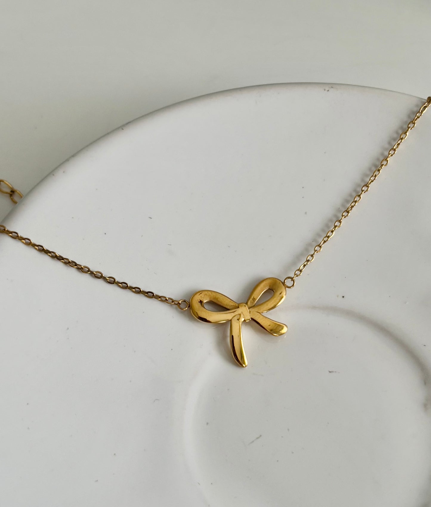 Bow bracelet