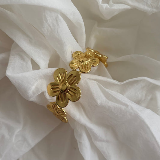 Flora cuff