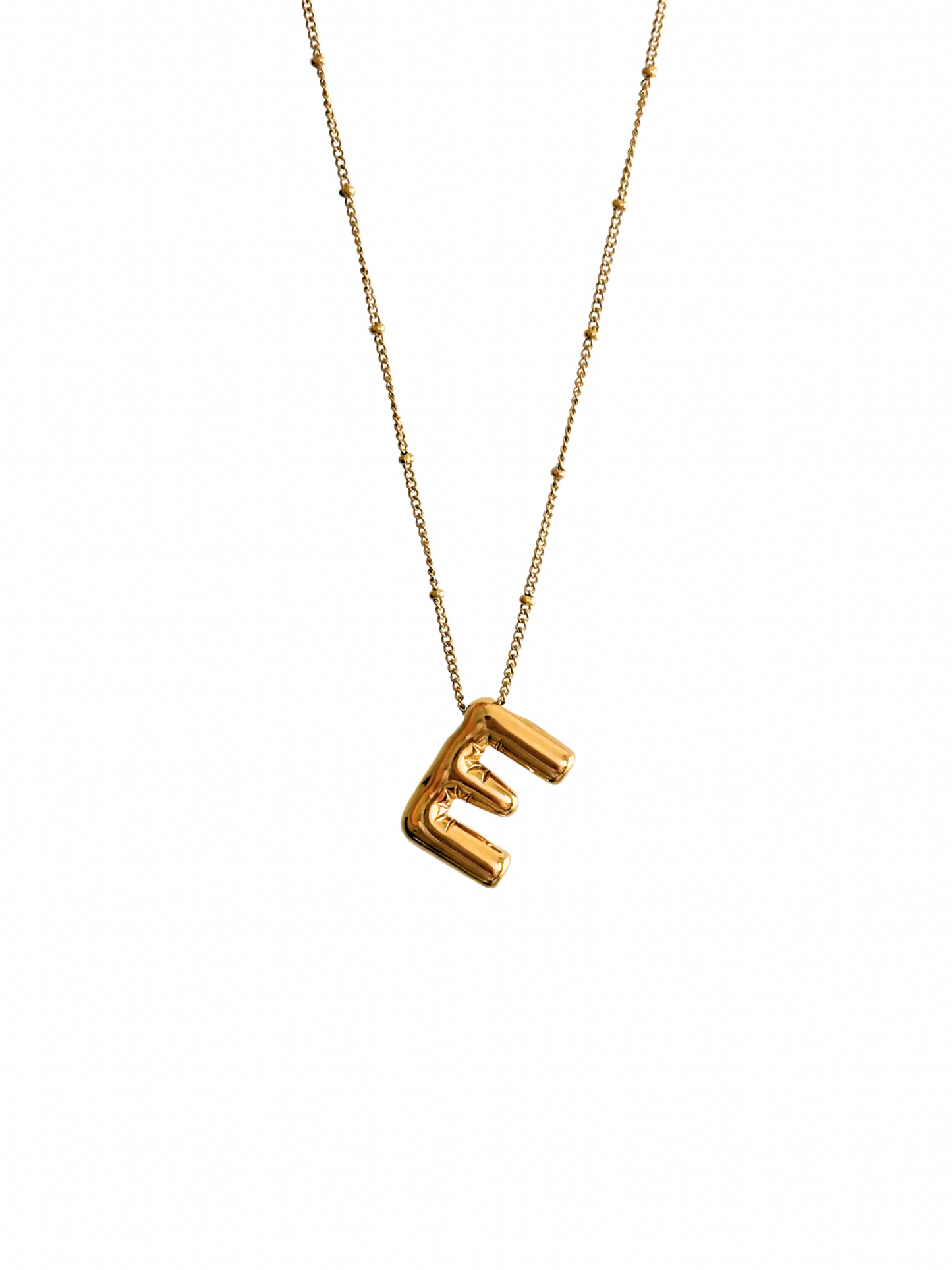 Initial necklace : E