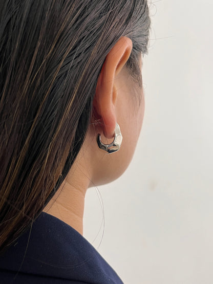 Aria hoops