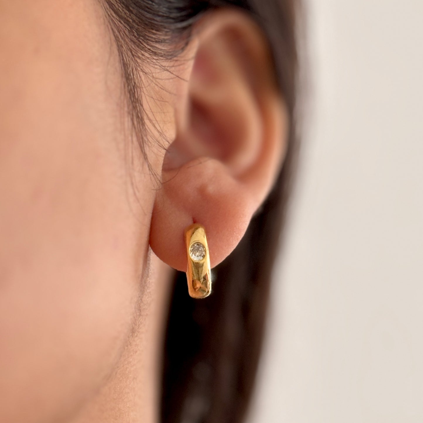 Leena crystal hoop earrings- 18k gold plated
