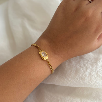 Old money bracelet - 18k gold plated