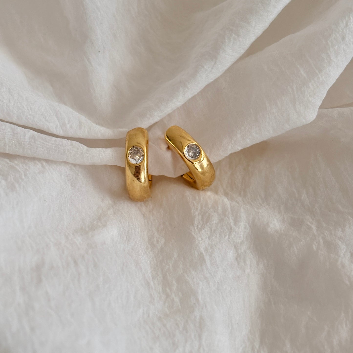 Leena crystal hoop earrings- 18k gold plated