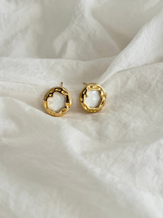 Sophia studs