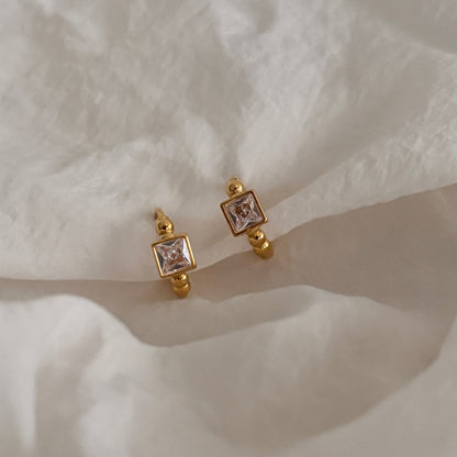 Kairo huggie earrings - 18k gold plated