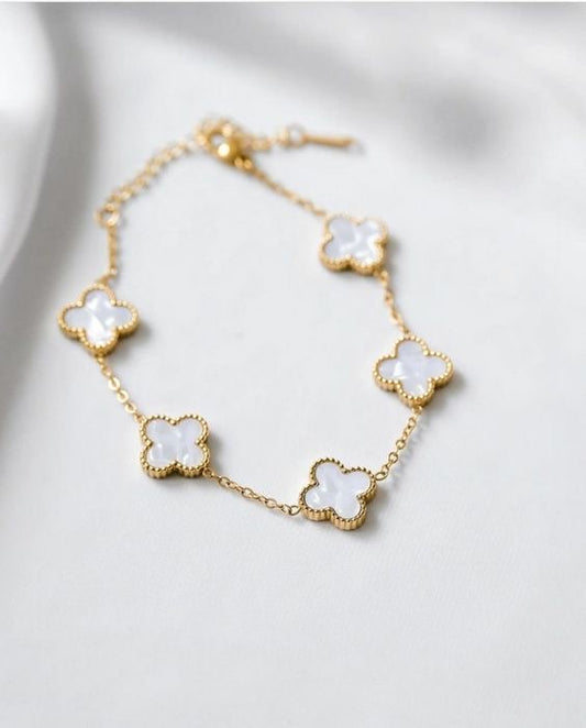 Clover bracelet - white