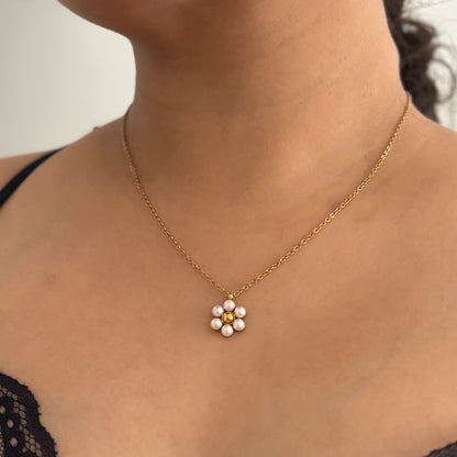 Julie necklace - 18k gold plated