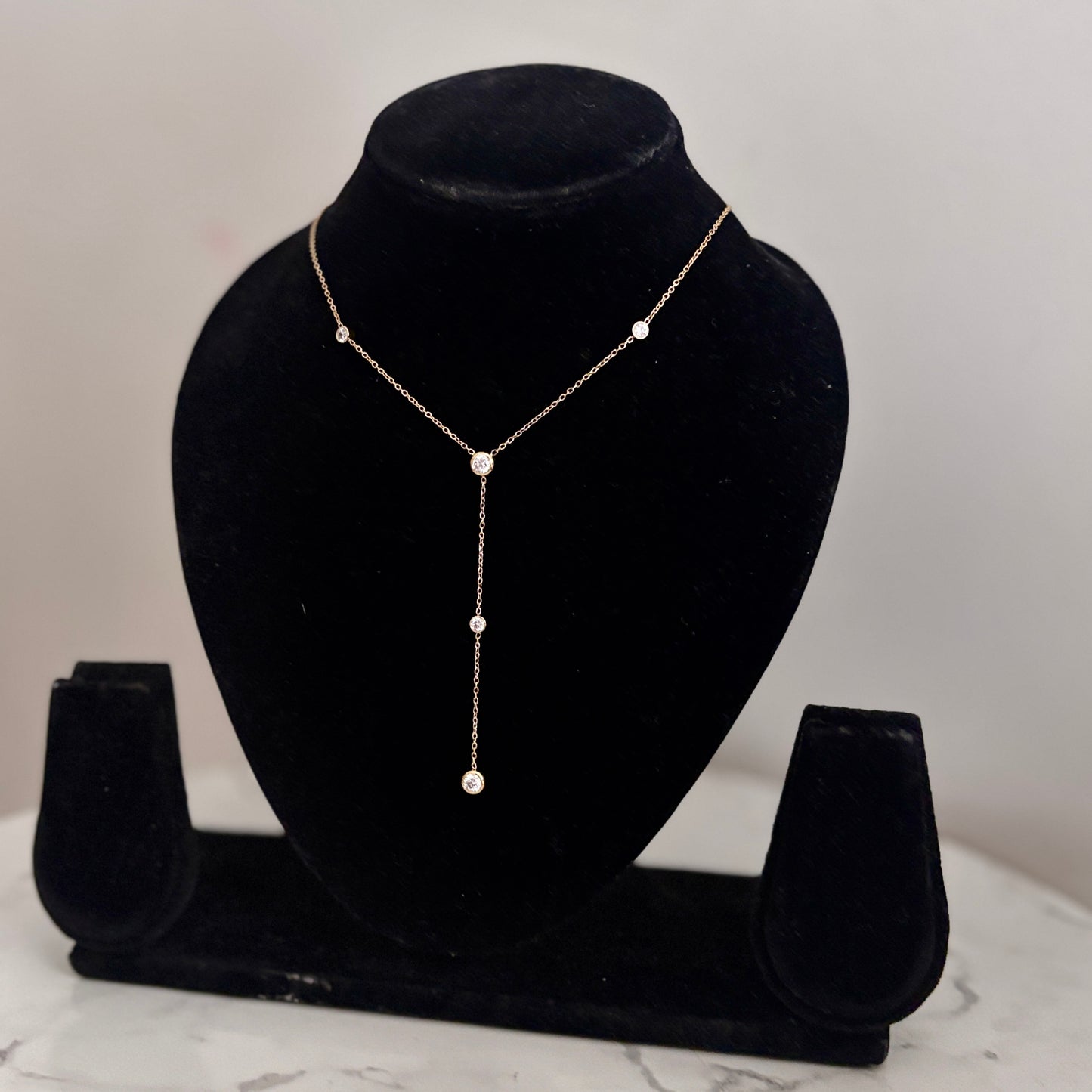 Ivy Lariat Necklace - 18k Gold Plated