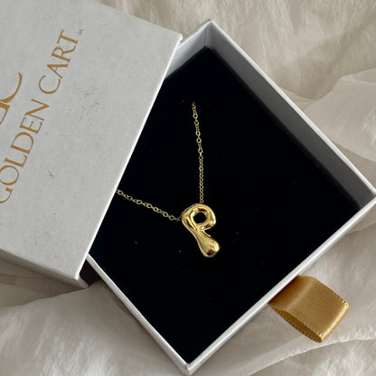 Initial necklace: P - 18k gold plated