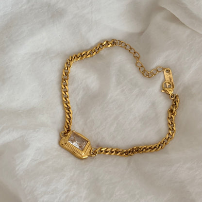 Old money bracelet - 18k gold plated
