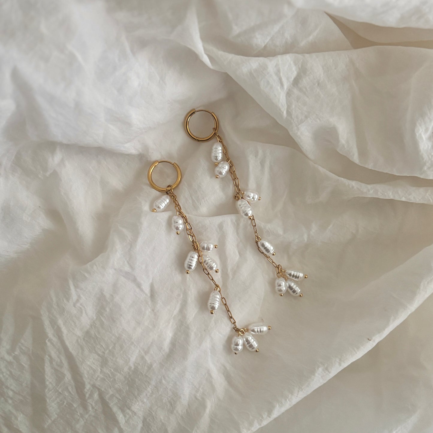 Valentina Pearl Chain Earrings - 18k Gold Plated