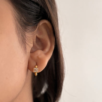 Kairo huggie earrings - 18k gold plated