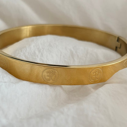 Ishaan unisex band - 18k gold plated