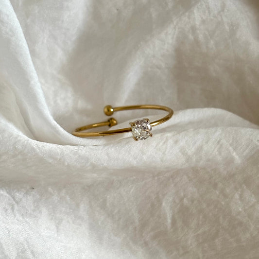 Daphne ring